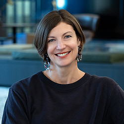 Janice Cavaliere headshot